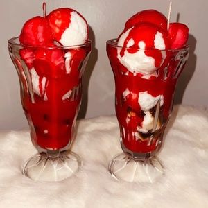 STRAWBERRY SHORTCAKE SUNDAE CANDLE 12 oz.